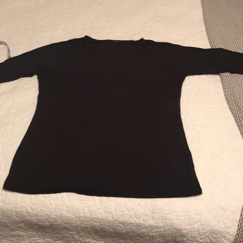 Tahari tee with 3/4 length sleeves